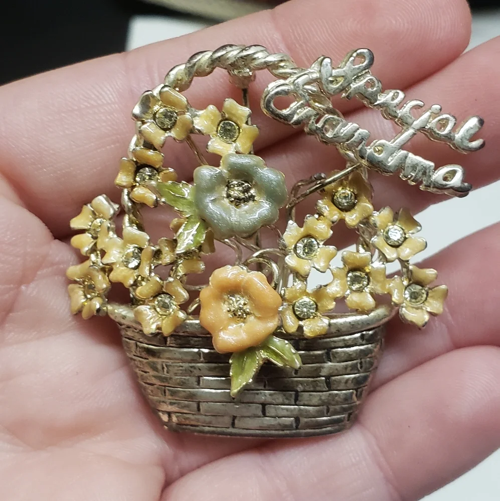 Unique Vintage Flower Basket Special Grandma Brooch